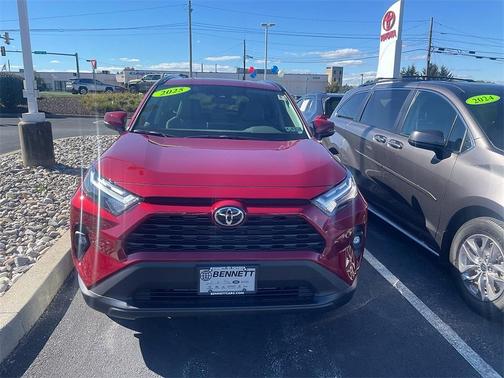 2025 Toyota RAV4 XLE Premium