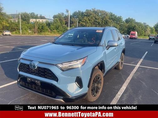 2022 Toyota RAV4 Hybrid SE
