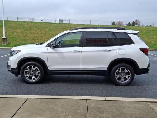 2023 Honda Passport AWD TrailSport