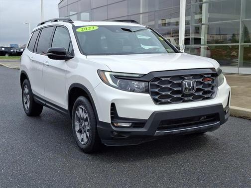 2023 Honda Passport AWD TrailSport