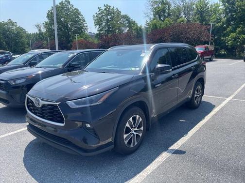 2021 Toyota Highlander Hybrid XLE
