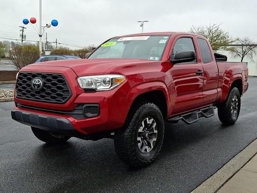 Barcelona Red Metallic 2021 Toyota Tacoma SR