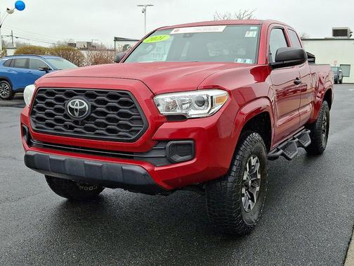 Barcelona Red Metallic 2021 Toyota Tacoma SR