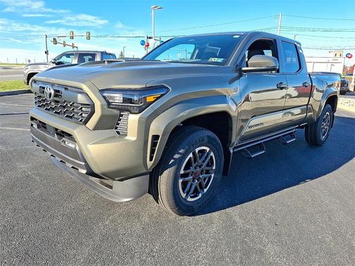 2025 Toyota Tacoma TRD Sport