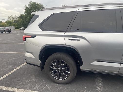 2024 Toyota Sequoia Platinum