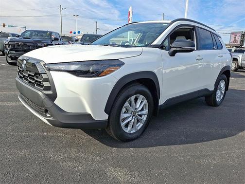 2026 Toyota Corolla Cross LE