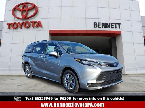 2025 Toyota Sienna XLE