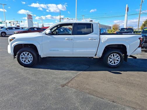 2025 Toyota Tacoma SR5