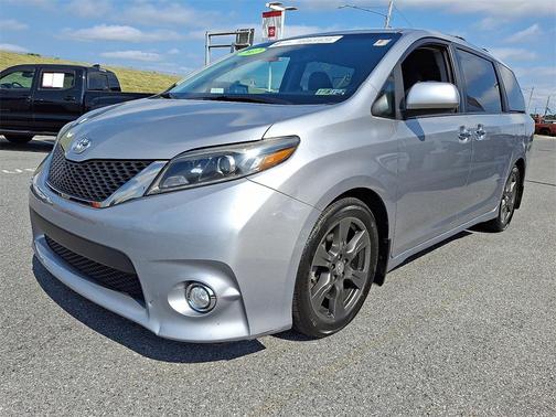 2017 Toyota Sienna SE Premium
