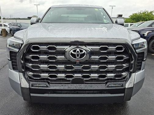 2026 Toyota Tundra Hybrid Platinum