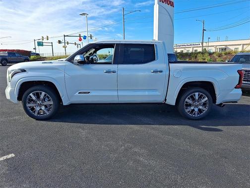 2026 Toyota Tundra Hybrid Capstone
