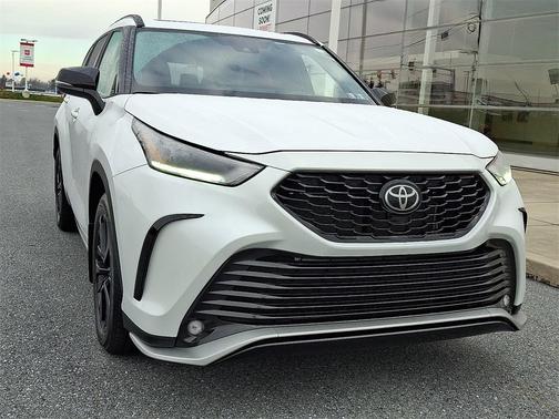 2023 Toyota Highlander XSE