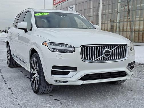 2022 Volvo XC90 T6 Inscription