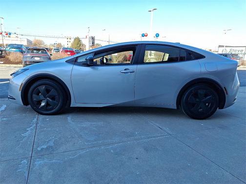 2024 Toyota Prius LE