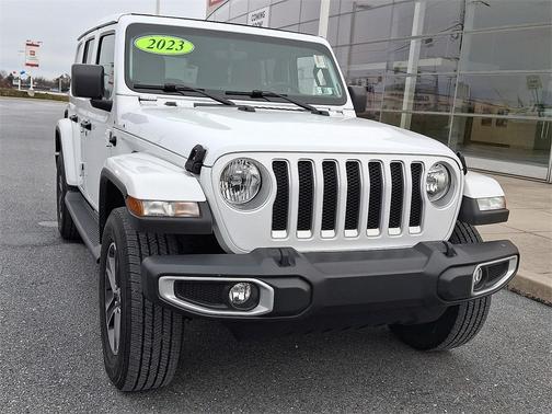 2023 Jeep Wrangler 4-Door Sahara 4x4