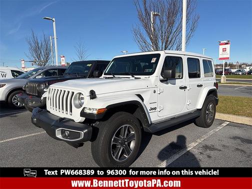 2023 Jeep Wrangler 4-Door Sahara 4x4