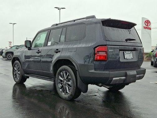 2025 Toyota Land Cruiser Base