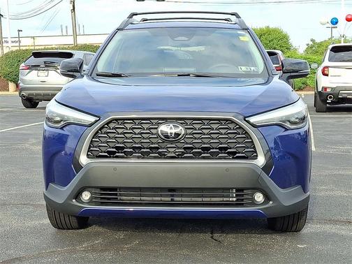 2025 Toyota Corolla Cross XLE
