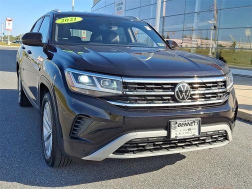 2021 Volkswagen Atlas Cross Sport 2.0T SE w/Technology 4MOTION