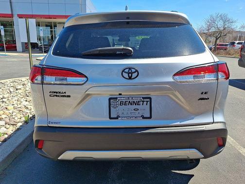 Sonic Silver 2023 Toyota Corolla Cross LE
