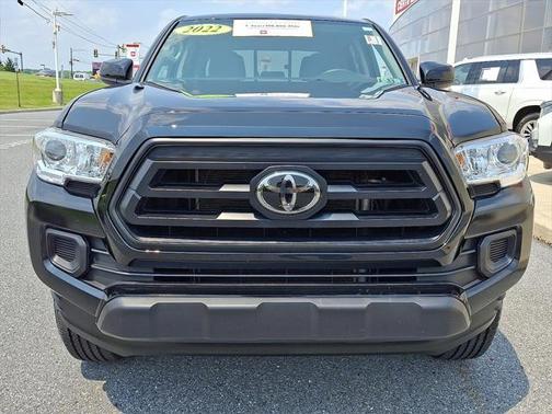 2022 Toyota Tacoma SR