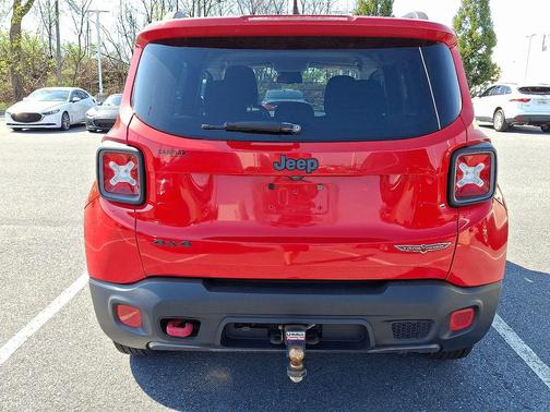 2016 Jeep Renegade Trailhawk