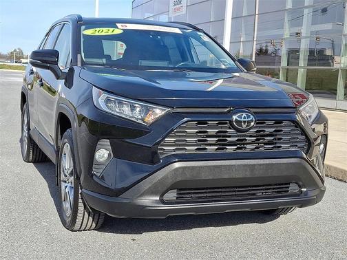 2021 Toyota RAV4 XLE Premium