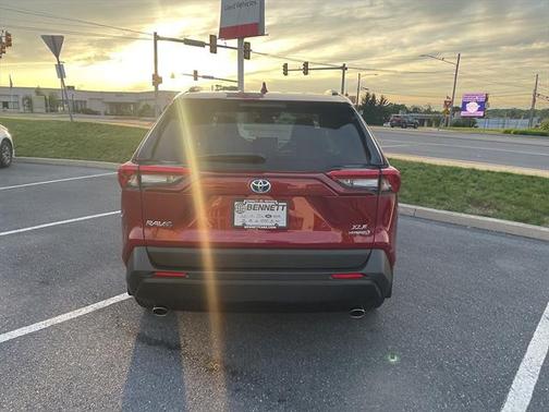 2024 Toyota RAV4 Hybrid XLE