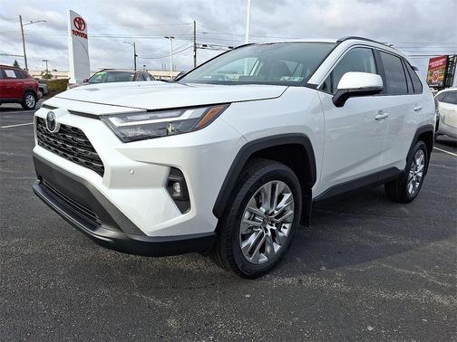 2025 Toyota RAV4 XLE Premium