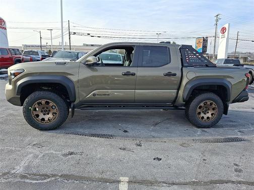 2026 Toyota Tacoma Hybrid Trailhunter