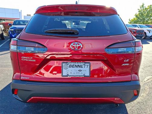 2026 Toyota Corolla Cross LE