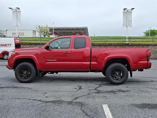 2022 Toyota Tacoma SR5