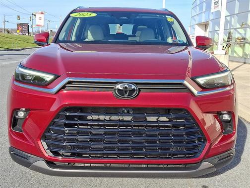 2025 Toyota Grand Highlander Platinum