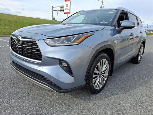 2024 Toyota Highlander Platinum