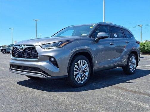 2025 Toyota Highlander Platinum