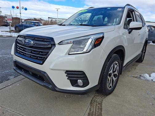 2023 Subaru Forester Premium