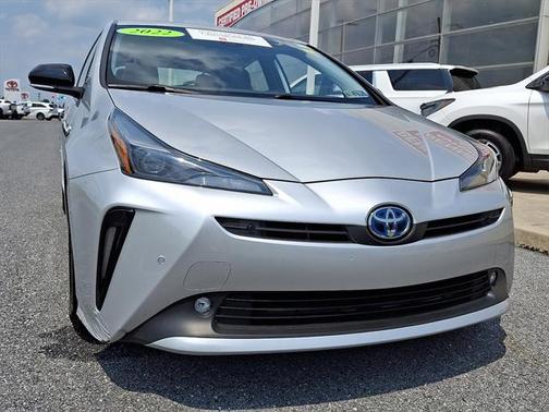 2022 Toyota Prius L