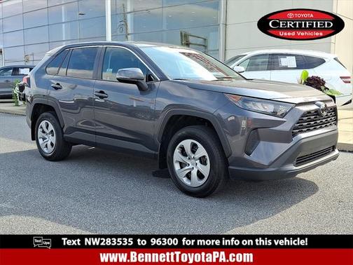 2022 Toyota RAV4 LE