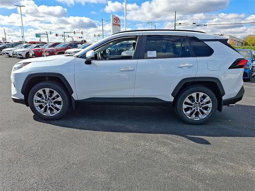2025 Toyota RAV4 XLE Premium