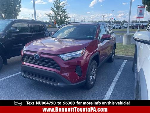 2022 Toyota RAV4 Hybrid XLE