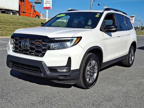 2023 Honda Passport AWD TrailSport