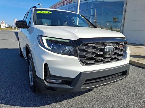 2023 Honda Passport AWD TrailSport