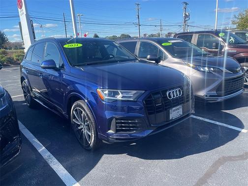2021 Audi Q7 55 Premium Plus