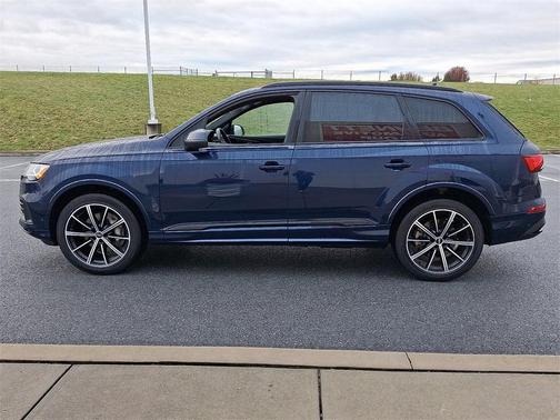 2021 Audi Q7 55 Premium Plus