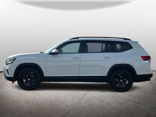 2023 Volkswagen Atlas 3.6L SE w/Technology