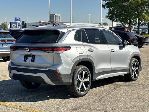 2025 Volkswagen Tiguan 2.0T SE 4MOTION