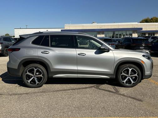 2025 Volkswagen Tiguan 2.0T SE 4MOTION