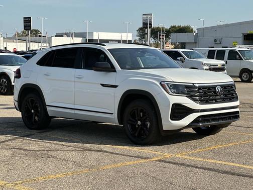 2026 Volkswagen Atlas Cross Sport 2.0T SEL