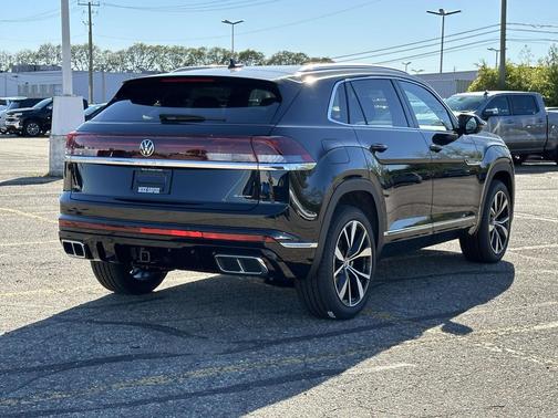 2026 Volkswagen Atlas Cross Sport 2.0T SEL Premium