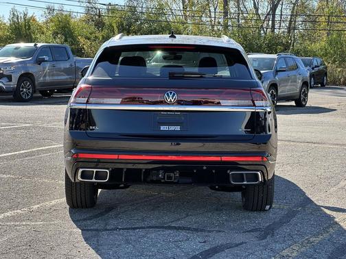 2026 Volkswagen Atlas Cross Sport 2.0T SEL Premium